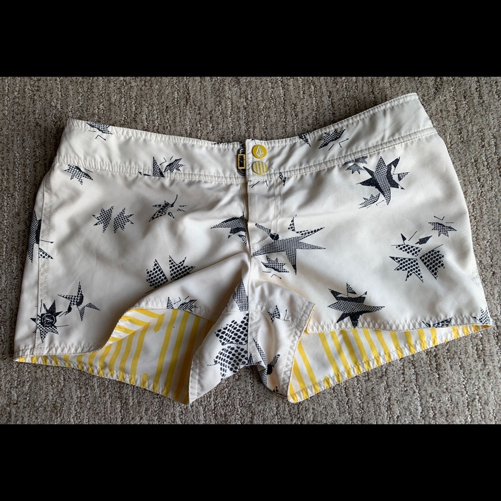 Volcom boards shorts. Like new condition, worn once.